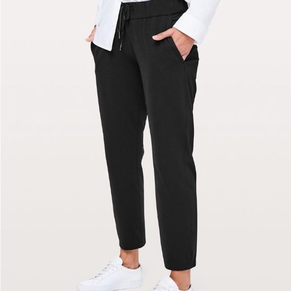 lululemon On the Fly pant
